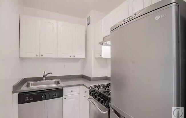 Studio, 1 bath, $3,345, Unit 7E