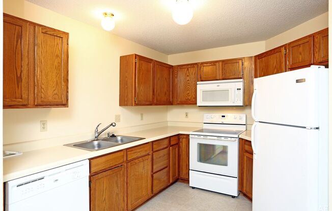 2 beds, 1 bath, $850, Unit Unit 11