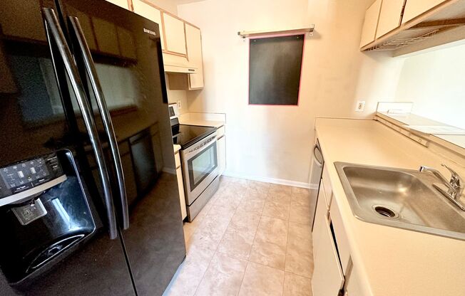 Beautiful 2 BR/2 BA Condo in Glen Burnie!