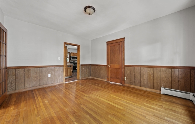 2 beds, 1 bath, 2,080 sqft, $3,000, Unit 2