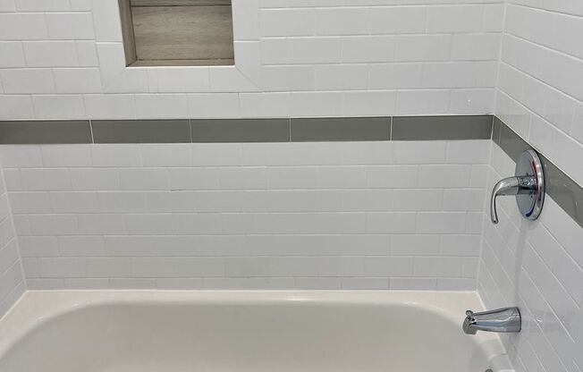 1 bed, 1 bath, 375 sqft, $1,250, Unit 3H