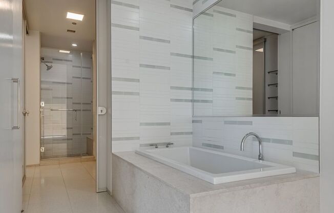 1 bed, 1 bath, $2,650
