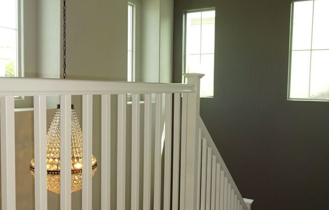 Gorgeous 3BD, 2.5BA, 2-Car Garage, Two Story Single Family Home in Rocklin. Must See!!