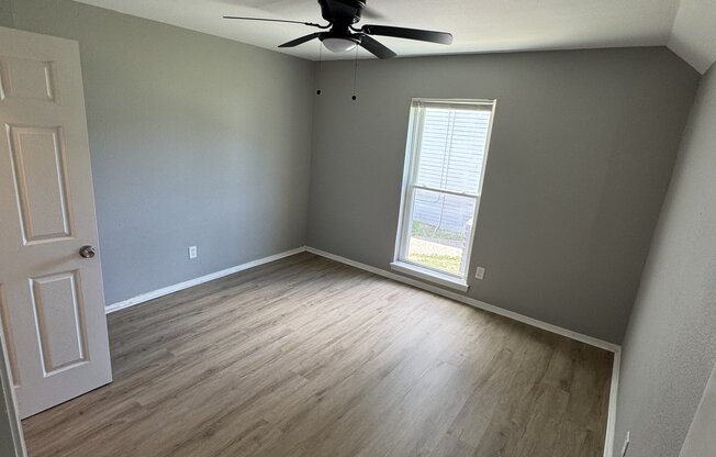 301 TRI CITY BCH RD