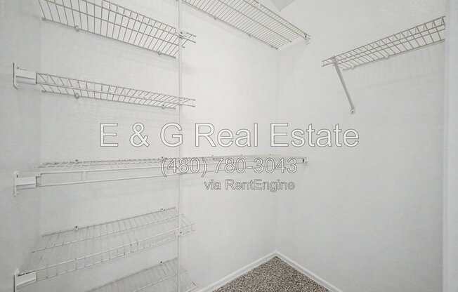 3 beds, 2 baths, 1,930 sqft, $2,750