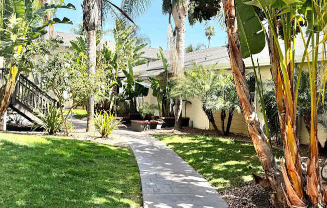 Welcome to Campbell Plaza Apartments