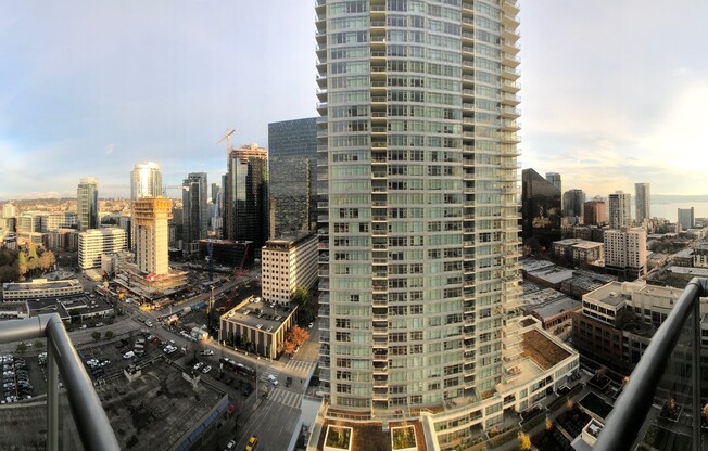 2 beds, 2 baths, $4,300, Unit Unit 2401
