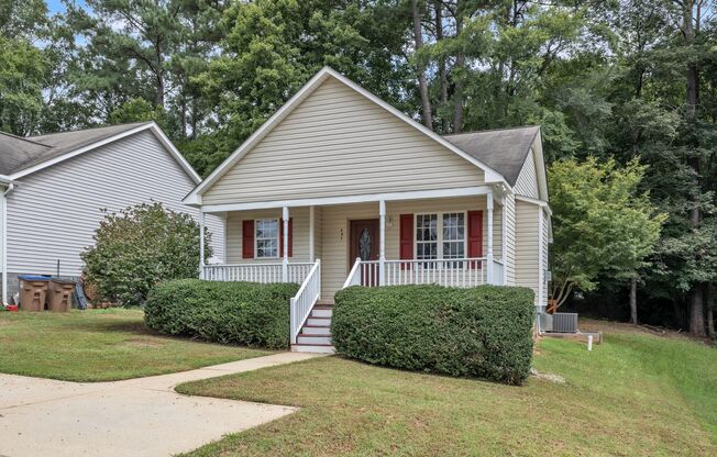 3 Bedroom, 2 Bath Downtown Wake Forest Home!