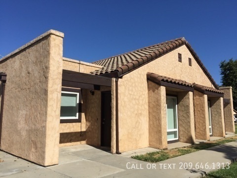 606 DOWNEY AVE