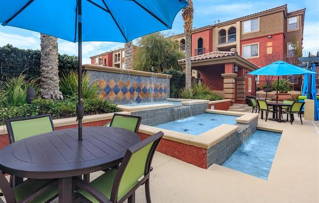 Relaxing Montecito Pointe Pool in Nevada Apartment Rentals
