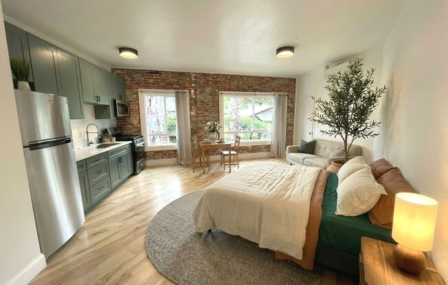 Live in the heart of Silver Lake at 1101 Westerly Terrace