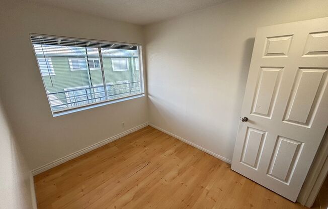 1 bed, 1 bath, 680 sqft, $995, Unit D25