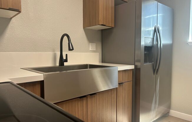 2 beds, 1.5 baths, 866 sqft, $2,800, Unit 801N1