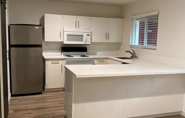 Stratford Beach Apartments