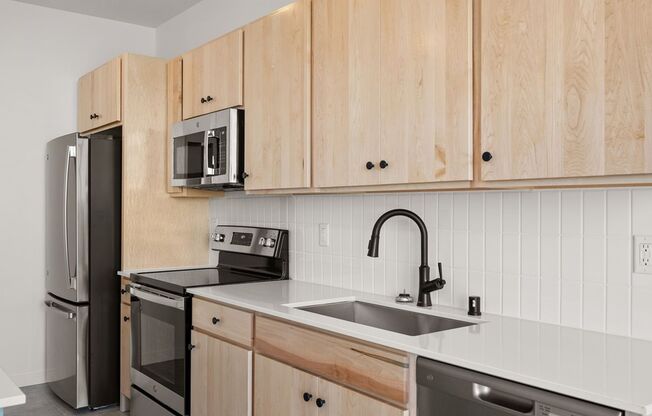 1 bed, 1 bath, 549 sqft, $1,395, Unit 503