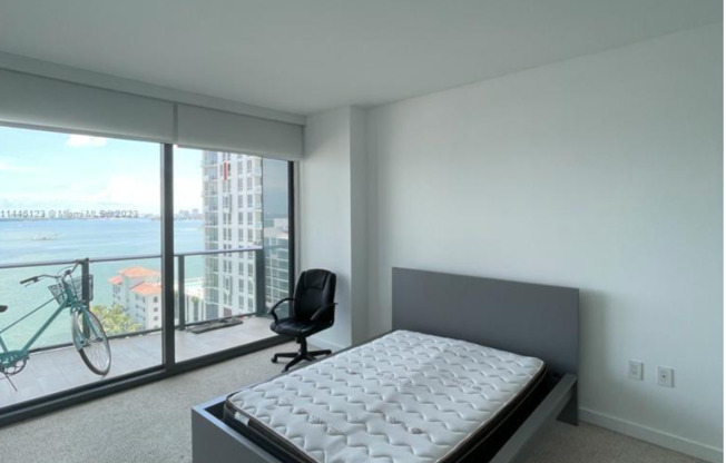 2 beds, 2 baths, $4,650
