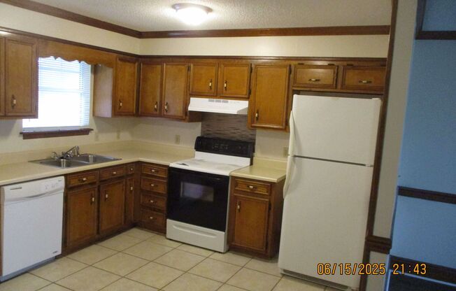 107 B ACACIA CT