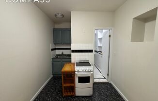 Studio, 1 bath, 550 sqft, $2,250, Unit 1