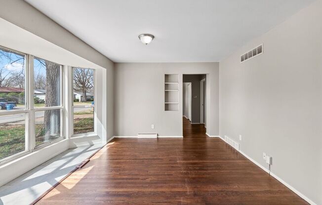 615 LYNN HVN LN