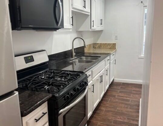 2 beds, , $2,800