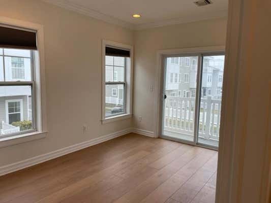 120 BCH WAY