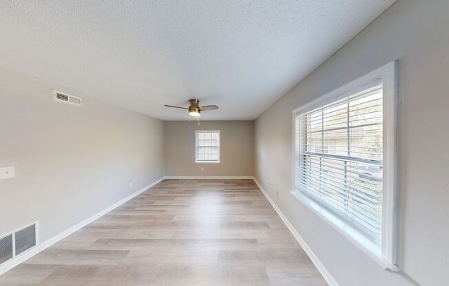 2 beds, 1 bath, 1,000 sqft, $1,099, Unit 2133-5 (ONE MONTH FREE)