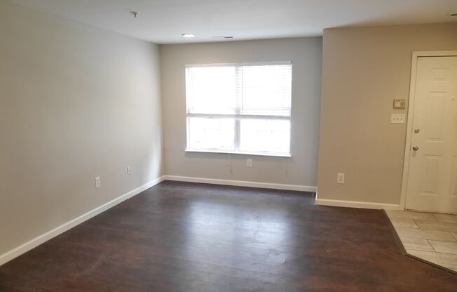 Move in Ready Townhouse! SAVE TODAY: LEASE SPECIAL