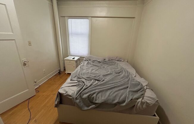 1 bed, 1 bath, $1,095, Unit 3