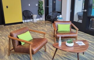 Ferry Street Flats - Modern Studios and Lofted units right by campus!
