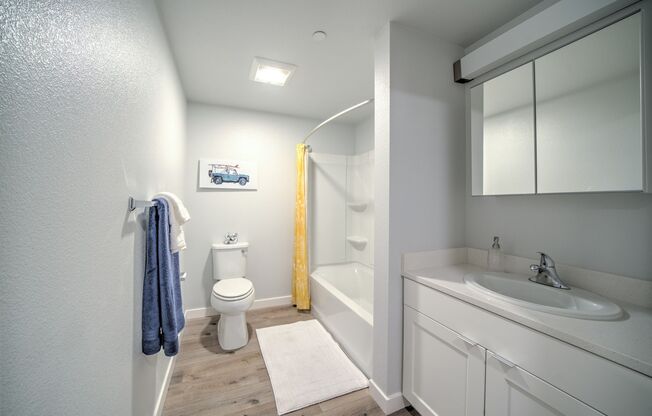 Studio, 1 bath, $2,395, Unit 701 - Private Bedroom