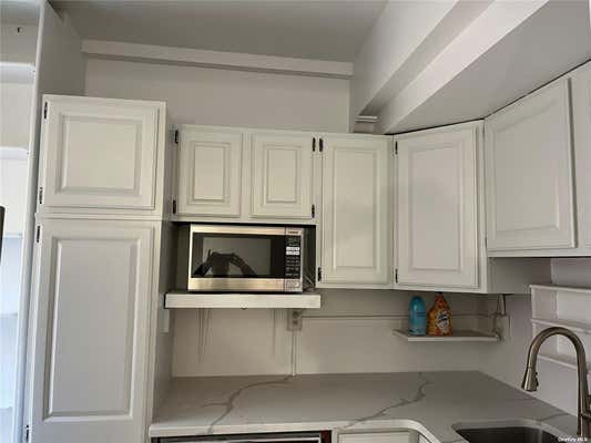 123 E 37 ST