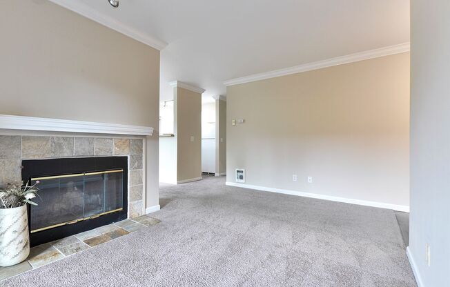 2 beds, 2 baths, $1,995, Unit # #BB 301