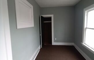 1 bed, 1 bath, $700, Unit Lower