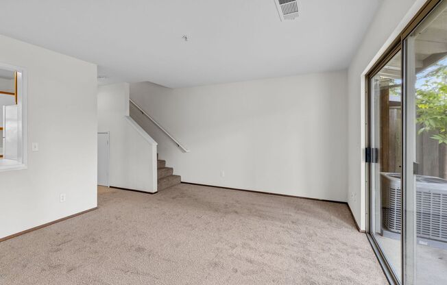 1 bed, 1.5 baths, $2,200, Unit 3