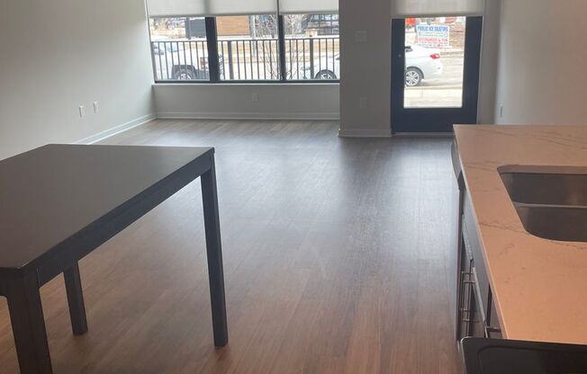 1 bed, 1 bath, 863 sqft, $1,550, Unit 221-A