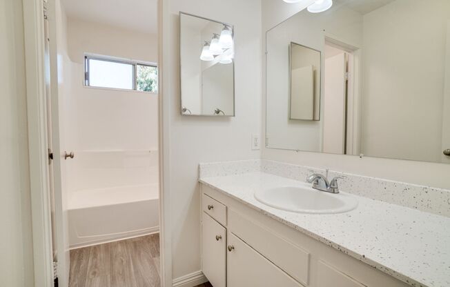 2 beds, 1.5 baths, $2,195, Unit 37