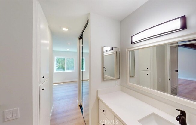 2 beds, 1.8 baths, 990 sqft, $2,595, Unit D102