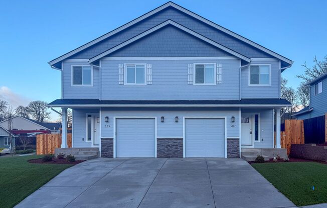 505 507 NW HILLCREST DR