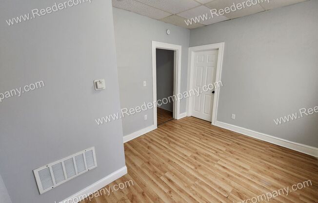 3927 Main St.