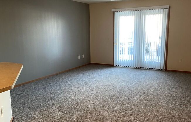 1 bed, 1 bath, 875 sqft, $959, Unit 121E