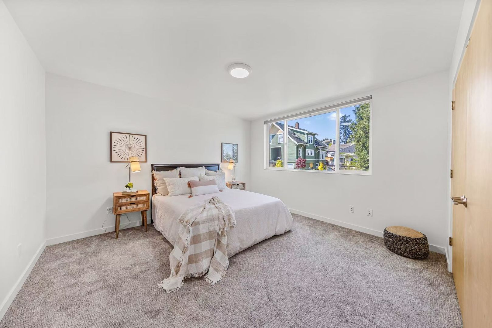 Modern Green Lake Home with Rooftop Deck, Views & AC