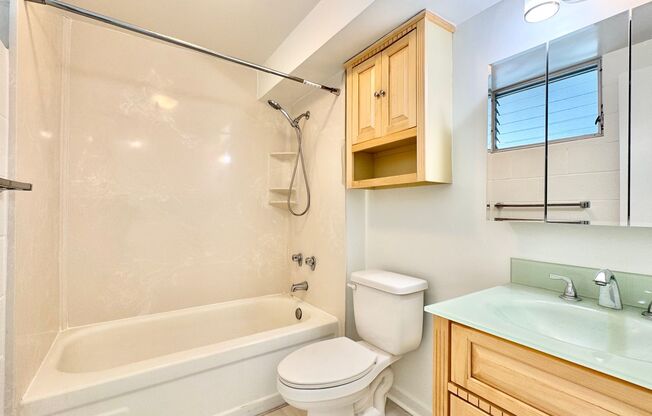 Studio, 1 bath, $1,500