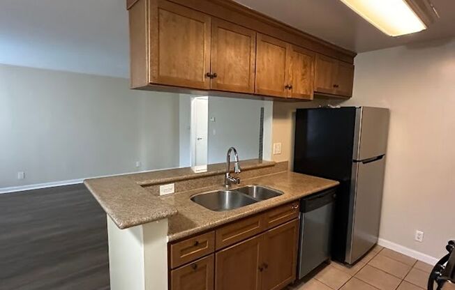 1 bed, 1 bath, $1,900, Unit UNIT 216