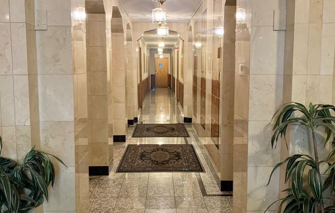 Studio, 1 bath, 375 sqft, $1,535, Unit 644-404