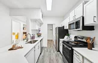 Stone Cliff Apartments