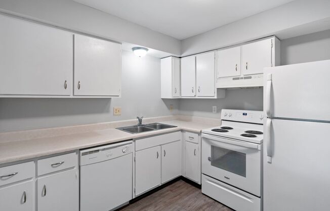 1 bed, 1 bath, 812 sqft, $995, Unit A-02