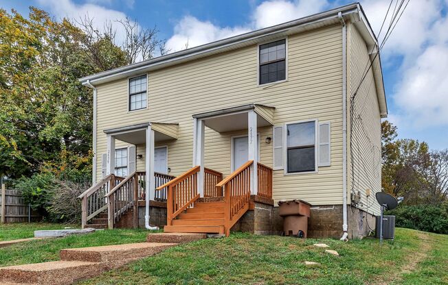 NEWLY UPDATED. AVAILABLE NOW. 2 BD 1 1/2 BATH. CLOSE TO EAST NASHVILLE AND DOWNTOWN. $1750 RENT.