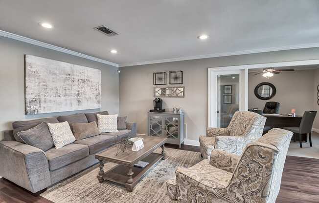 Maison Imperial Clubhouse