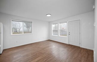 3 beds, 1 bath, 1,000 sqft, $1,700, Unit 13327 W. 12th Ave.