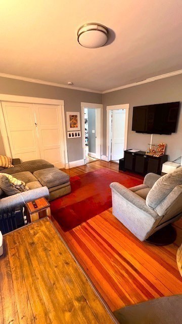 2 beds, 1 bath, 903 sqft, $2,700, Unit 1